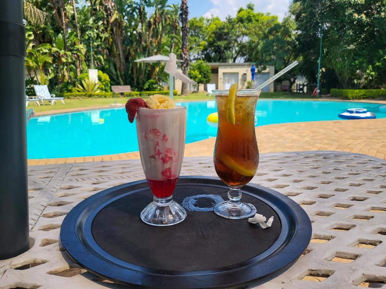 Safari Hotel & Convention Centre Rustenburg Kültér fotó