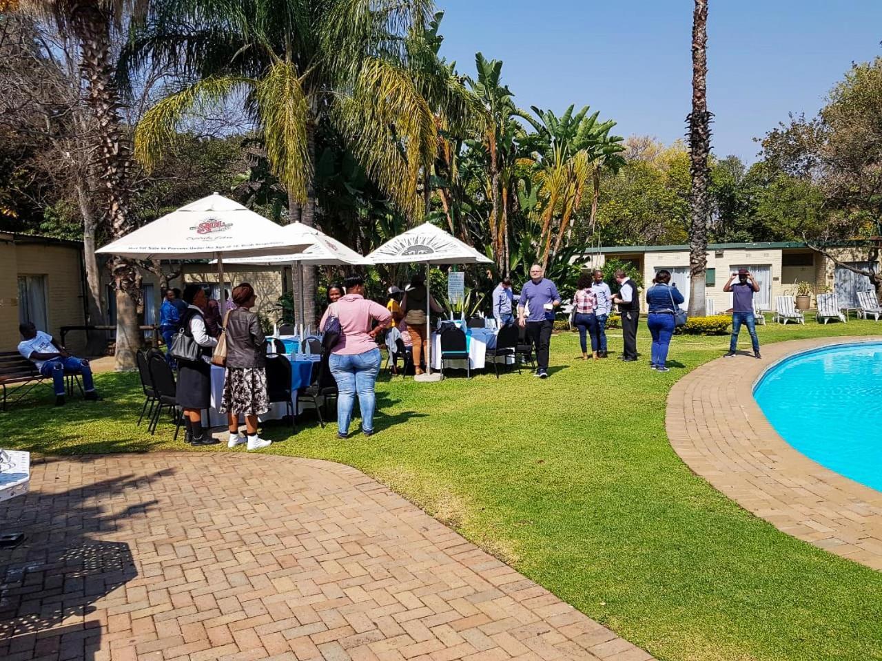 Safari Hotel & Convention Centre Rustenburg Kültér fotó