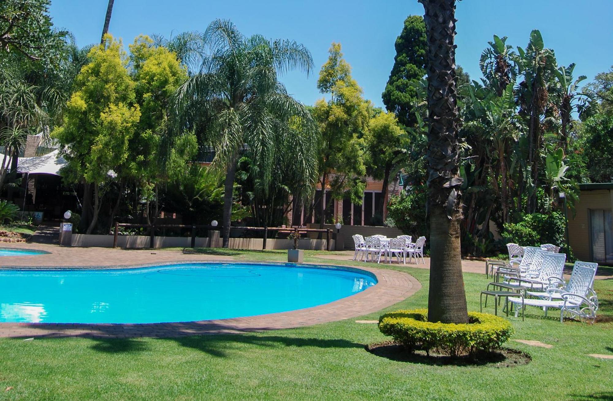 Safari Hotel & Convention Centre Rustenburg Kültér fotó