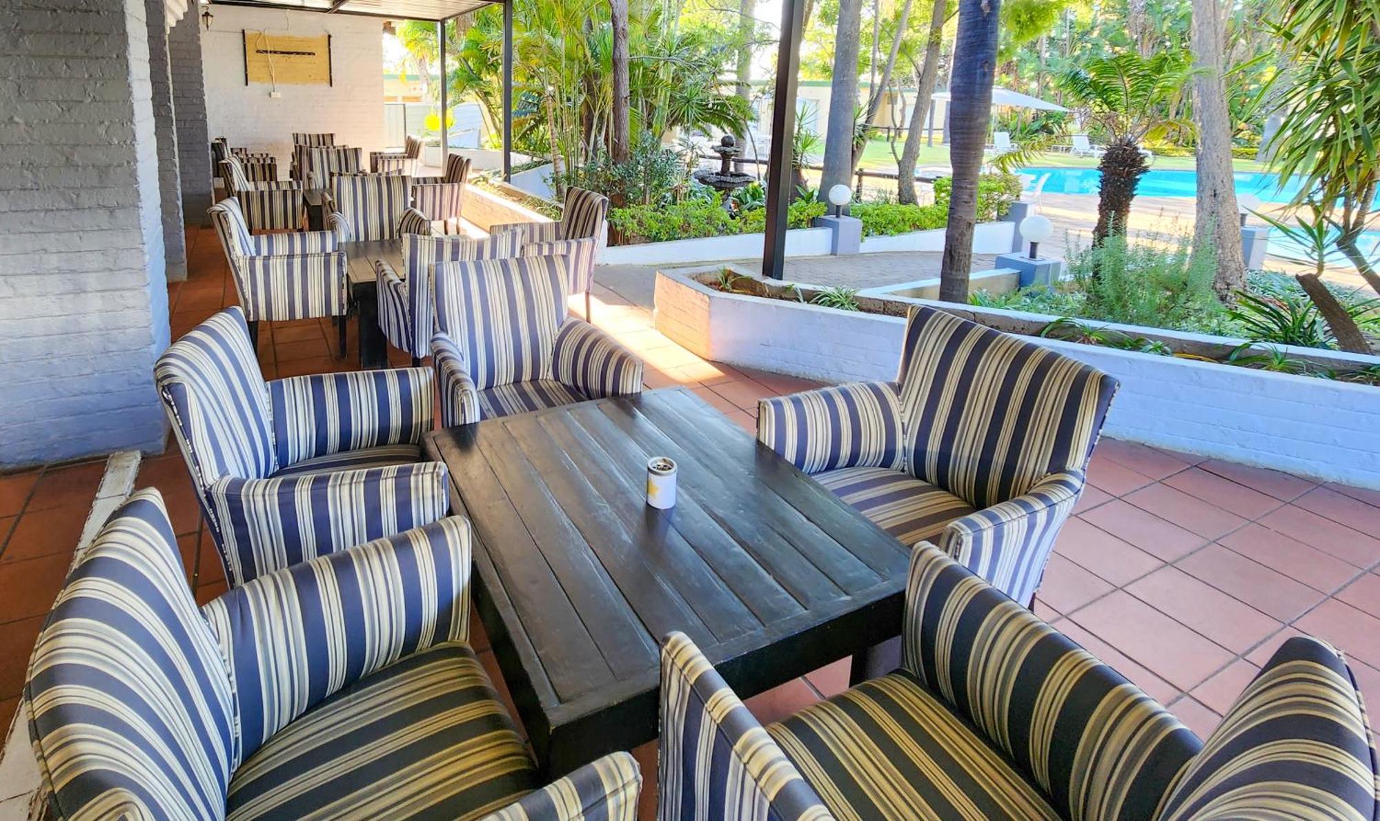 Safari Hotel & Convention Centre Rustenburg Kültér fotó
