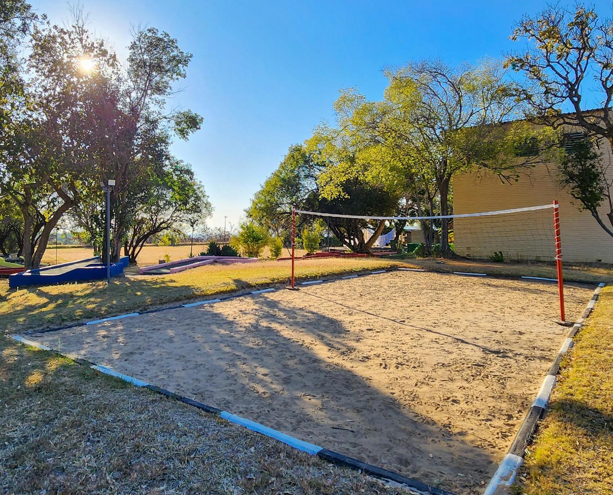 Safari Hotel & Convention Centre Rustenburg Kültér fotó